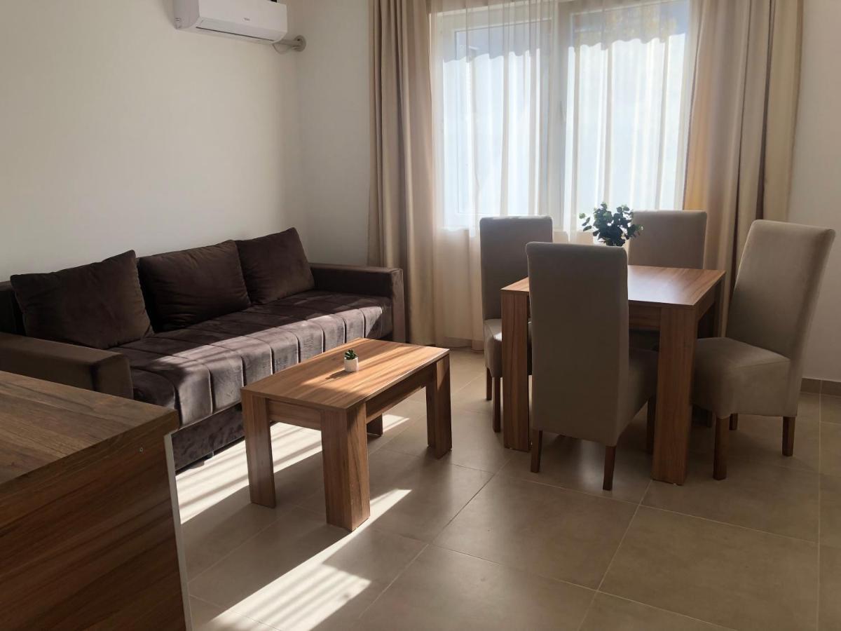 Apartmani Tesla Soko Banja Luaran gambar