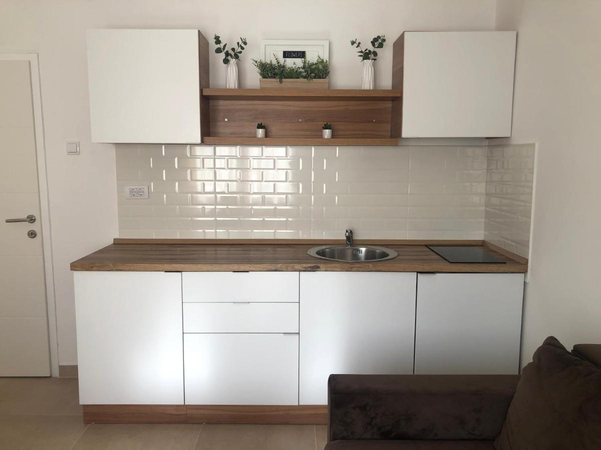 Apartmani Tesla Soko Banja Luaran gambar