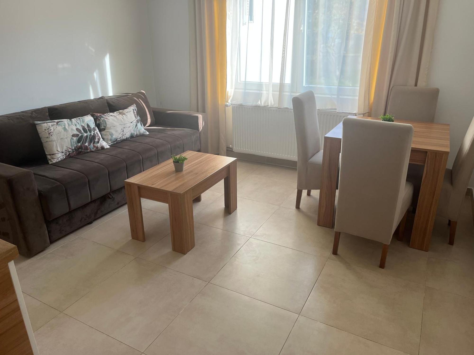 Apartmani Tesla Soko Banja Luaran gambar